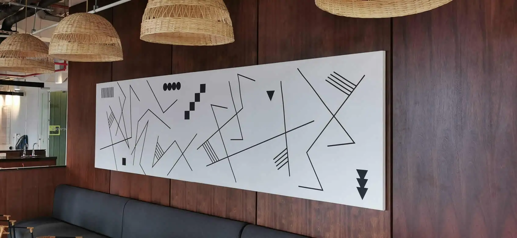 decoracion con lienzos paredes compañias